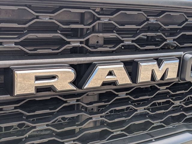 2022 RAM 2500 Tradesman Regular Cab 4x4 8' Box