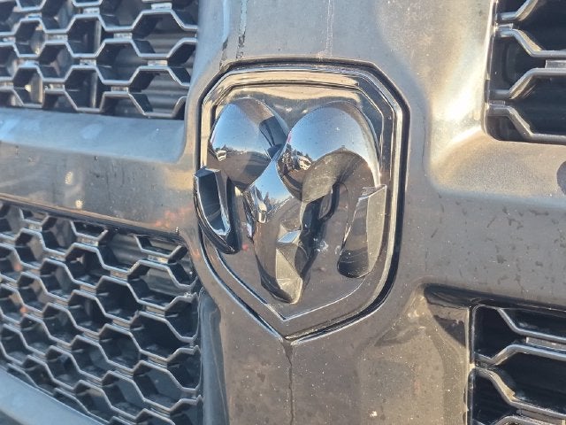 2018 RAM 1500 Big Horn Crew Cab 4x4 5'7' Box