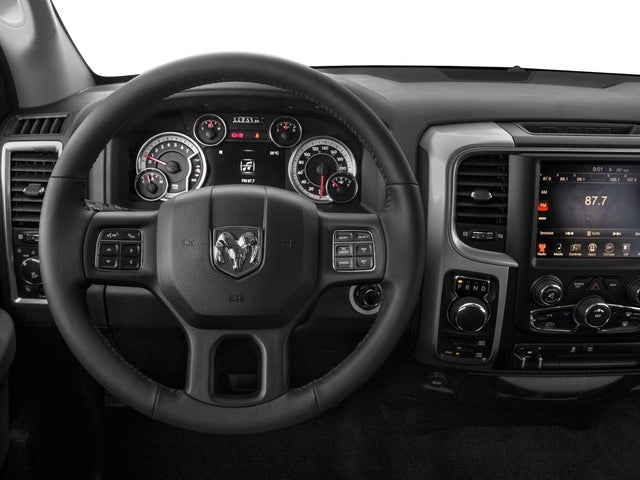 2017 RAM 1500 Big Horn Crew Cab 4x4 5'7' Box