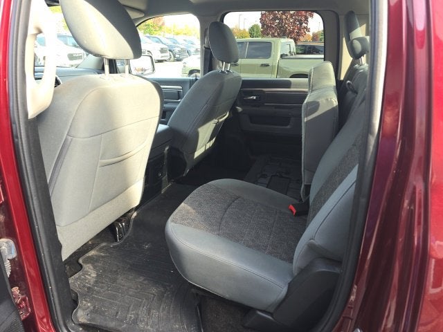 2017 RAM 1500 Big Horn Crew Cab 4x4 5'7' Box