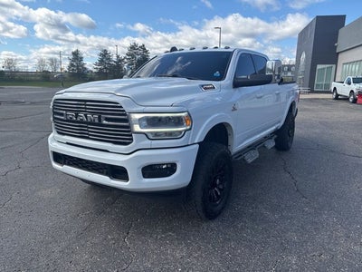 2019 RAM 2500 Laramie Crew Cab 4x4 6'4' Box