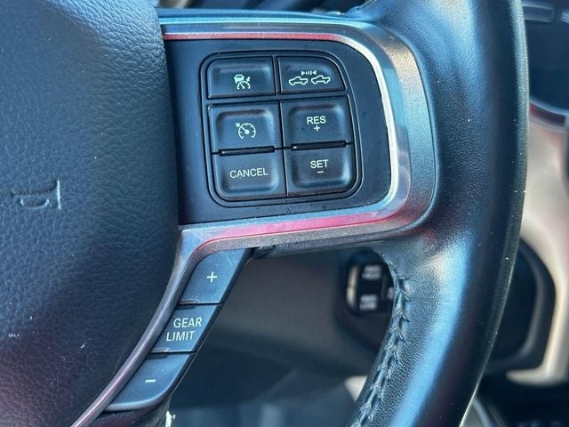 2019 RAM 2500 Laramie Crew Cab 4x4 6'4' Box