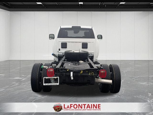 2026 RAM Ram 5500 Chassis Cab RAM 5500 TRADESMAN CHASSIS REGULAR CAB 4X4 84' CA