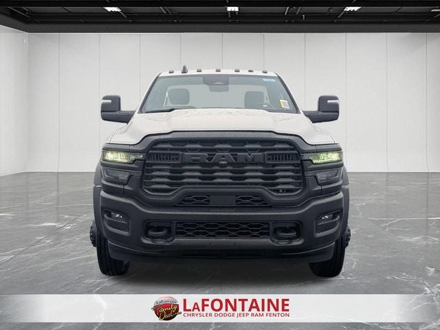 2026 RAM Ram 5500 Chassis Cab RAM 5500 TRADESMAN CHASSIS REGULAR CAB 4X4 84' CA