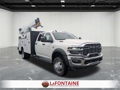 2026 RAM Ram 5500 Chassis Cab RAM 5500 TRADESMAN CHASSIS CREW CAB 4X4 84' CA