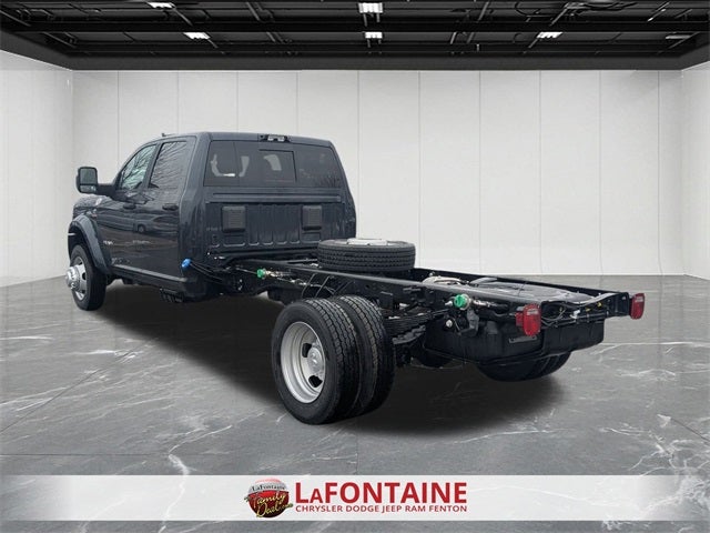 2026 RAM Ram 5500 Chassis Cab RAM 5500 BIG HORN CHASSIS CREW CAB 4X4 84' CA