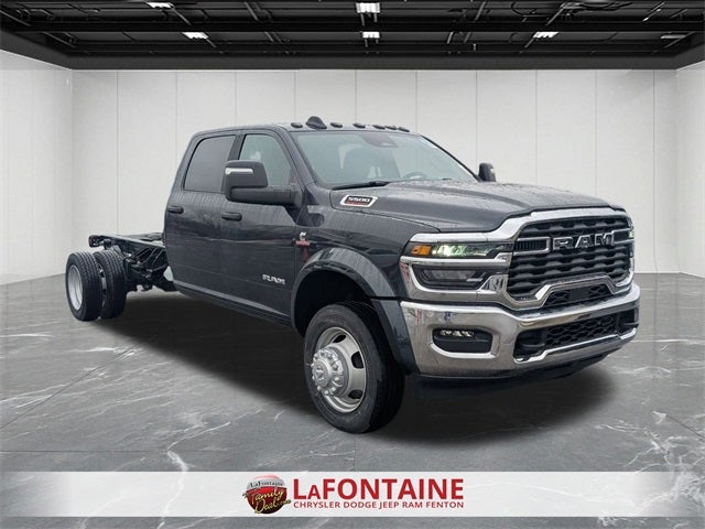 2026 RAM Ram 5500 Chassis Cab RAM 5500 BIG HORN CHASSIS CREW CAB 4X4 84' CA