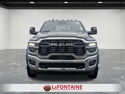 2026 RAM Ram 5500 Chassis Cab RAM 5500 BIG HORN CHASSIS CREW CAB 4X4 84' CA