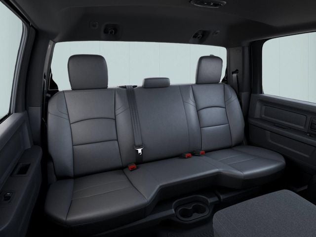 2026 RAM Ram 5500 Chassis Cab RAM 5500 TRADESMAN CHASSIS CREW CAB 4X4 84' CA