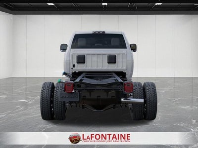 2026 RAM Ram 5500 Chassis Cab RAM 5500 TRADESMAN CHASSIS CREW CAB 4X4 84' CA