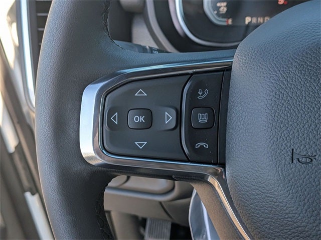 2026 RAM Ram 5500 Chassis Cab RAM 5500 BIG HORN CHASSIS CREW CAB 4X4 84' CA