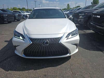 2019 Lexus ES 350