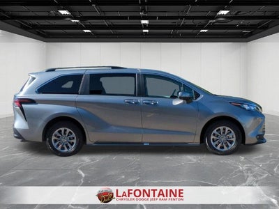 2026 Toyota Sienna XLE