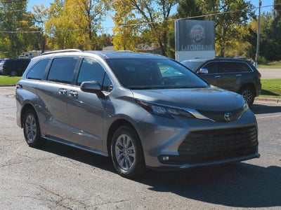 2026 Toyota Sienna XLE