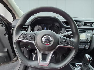 2017 Nissan Rogue Sport SV