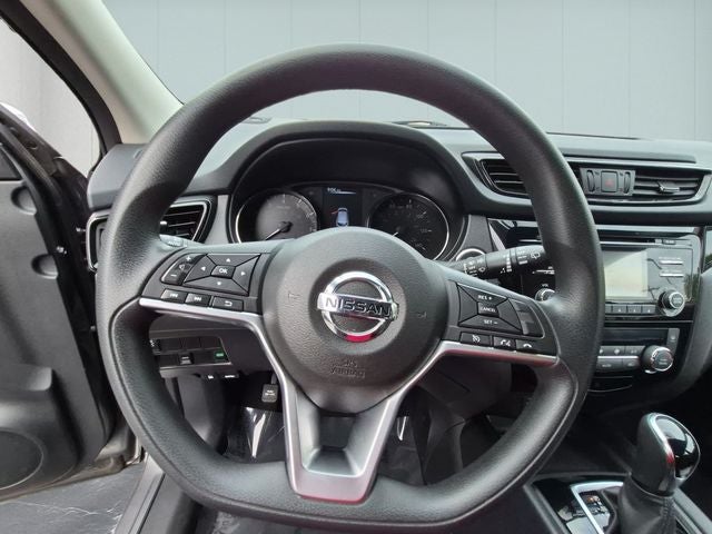2017 Nissan Rogue Sport SV