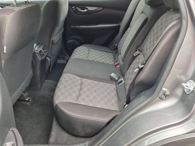 2017 Nissan Rogue Sport SV