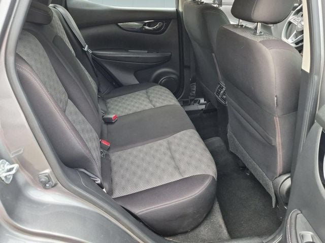 2017 Nissan Rogue Sport SV