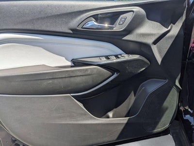 2025 Chevrolet Trax FWD LT