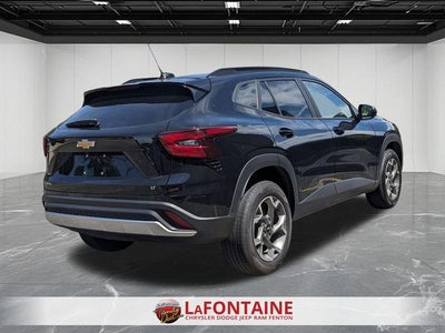 2025 Chevrolet Trax FWD LT