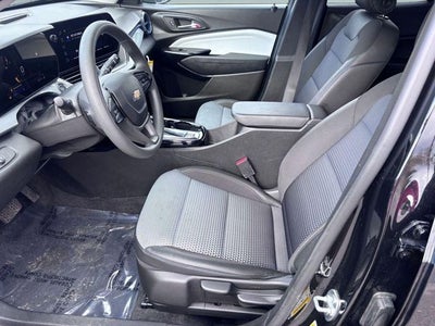 2025 Chevrolet Trax FWD LT