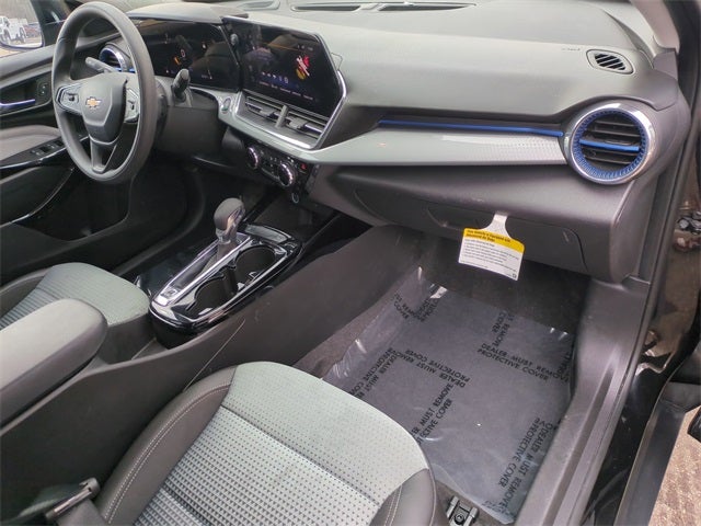 2025 Chevrolet Trax FWD LT