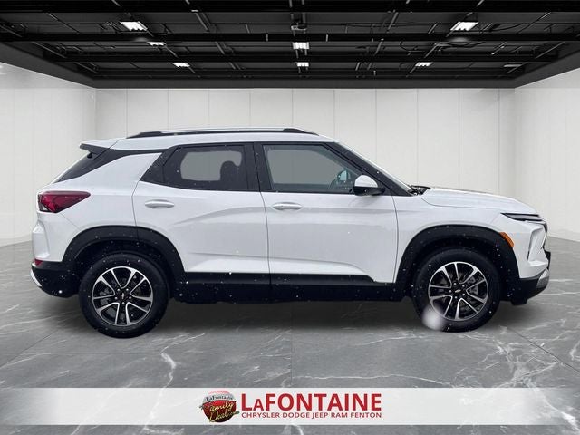 2025 Chevrolet Trailblazer FWD LT