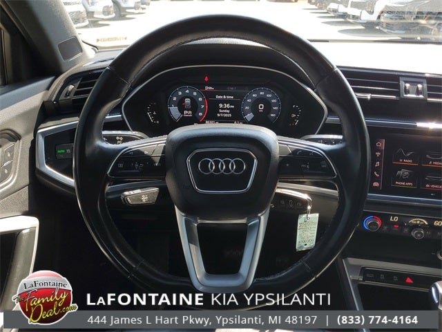 2021 Audi Q3 Premium 40 TFSI quattro Tiptronic