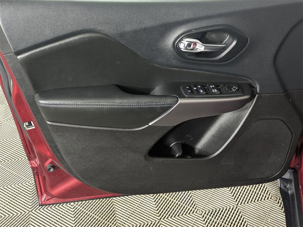 2019 Jeep Cherokee Latitude Plus FWD