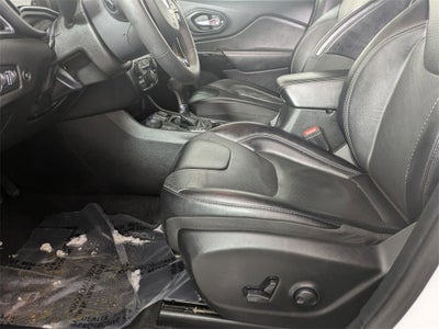 2023 Jeep Cherokee Altitude Lux 4x4