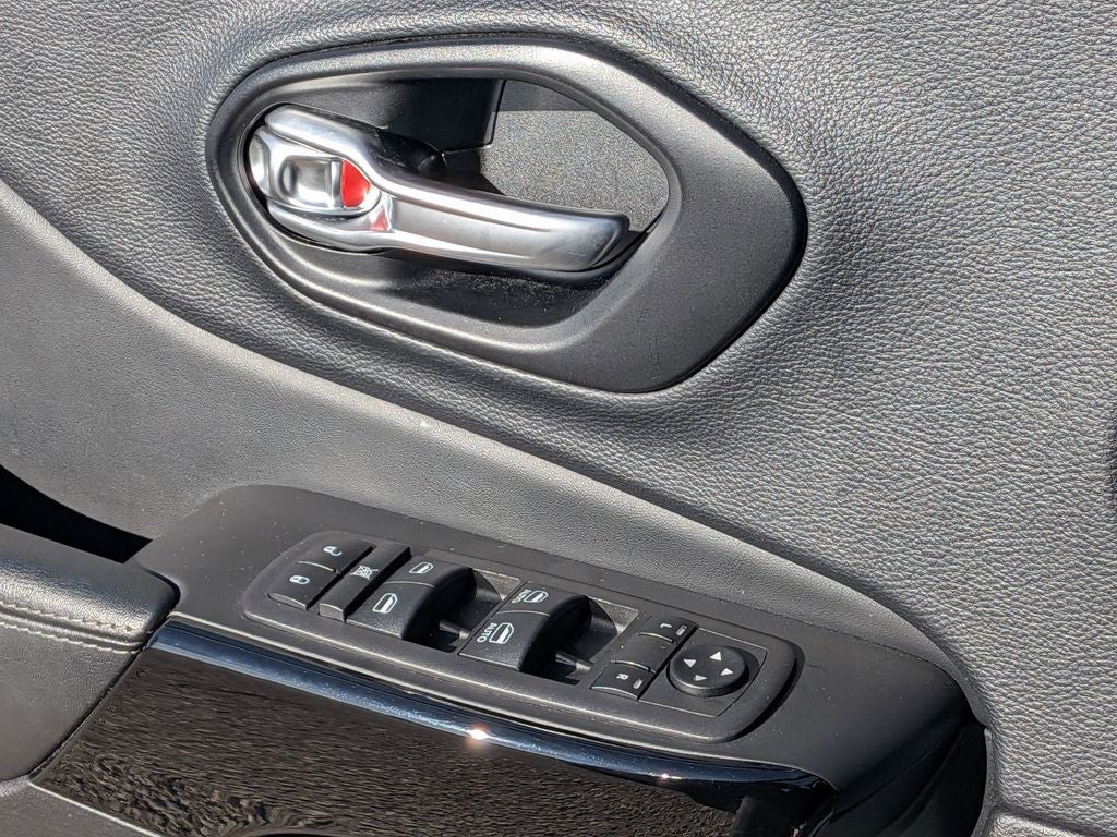 2023 Jeep Cherokee Altitude Lux 4x4