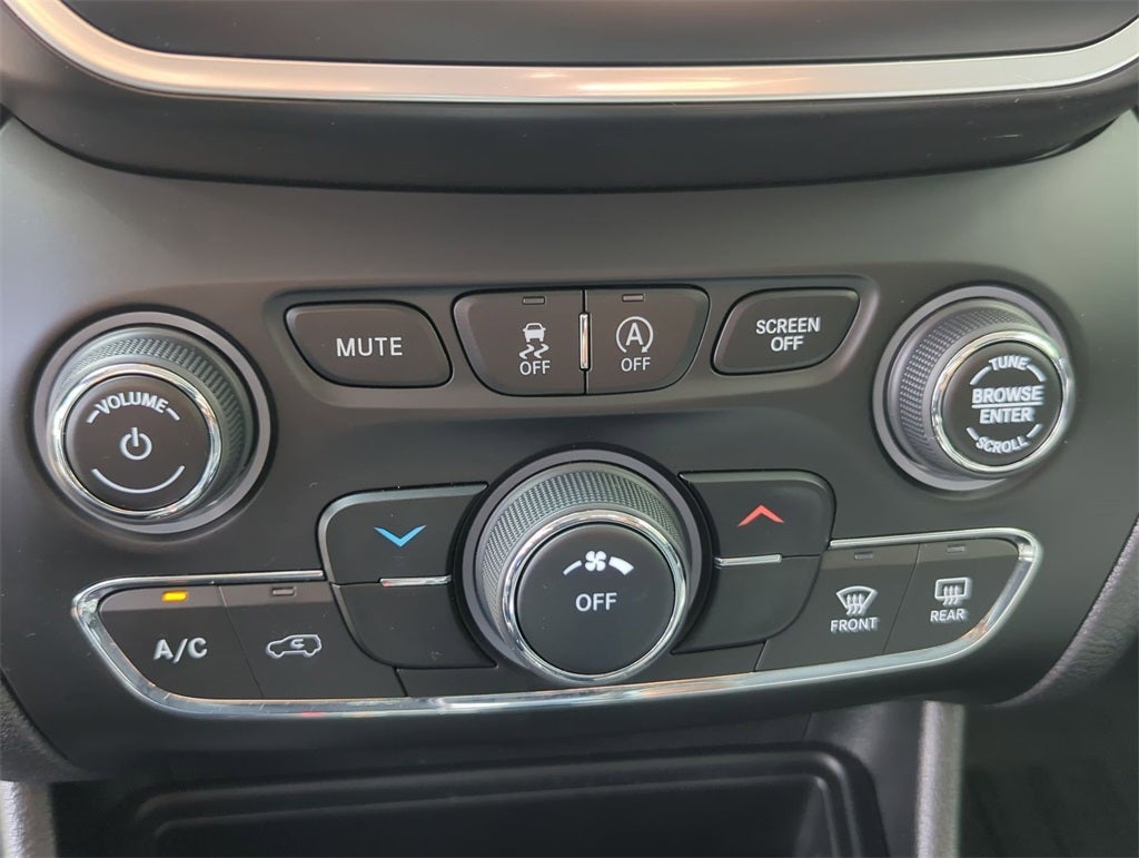 2021 Jeep Cherokee Latitude Lux 4X4