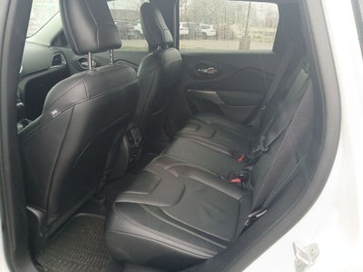 2022 Jeep Cherokee Latitude Lux