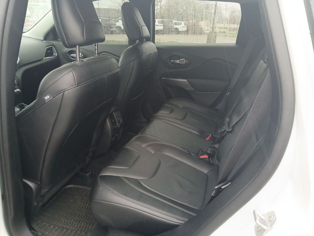 2022 Jeep Cherokee Latitude Lux