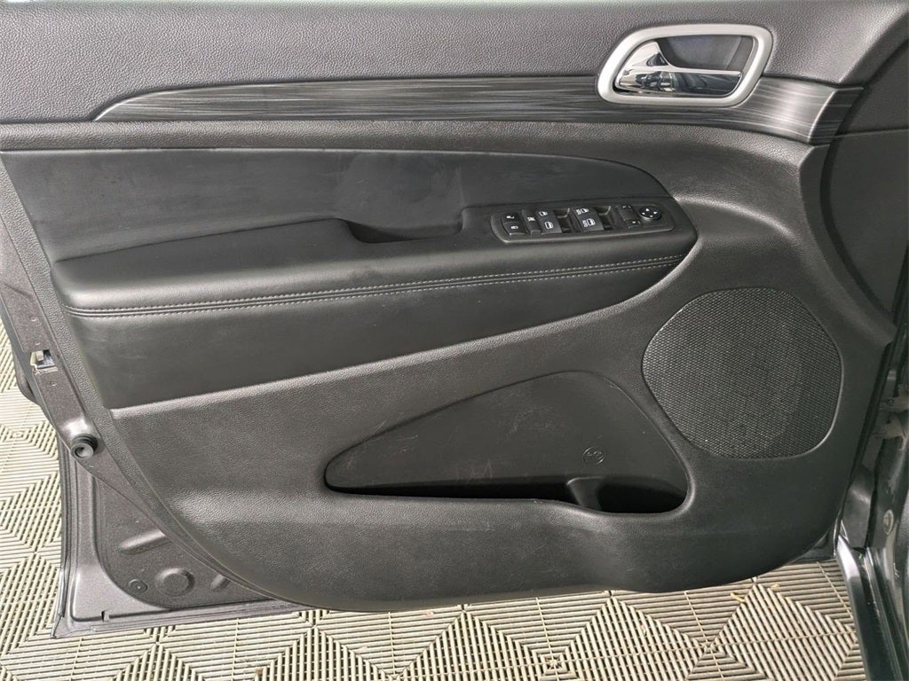 2019 Jeep Grand Cherokee Laredo E 4x4