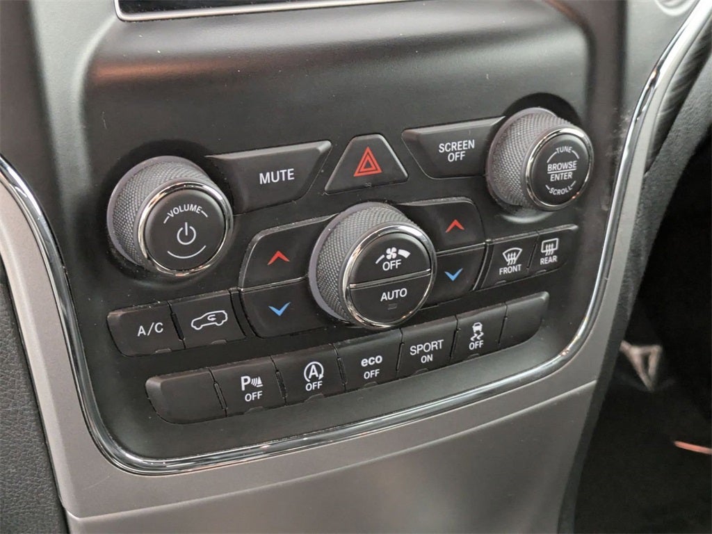 2019 Jeep Grand Cherokee Laredo E 4x4