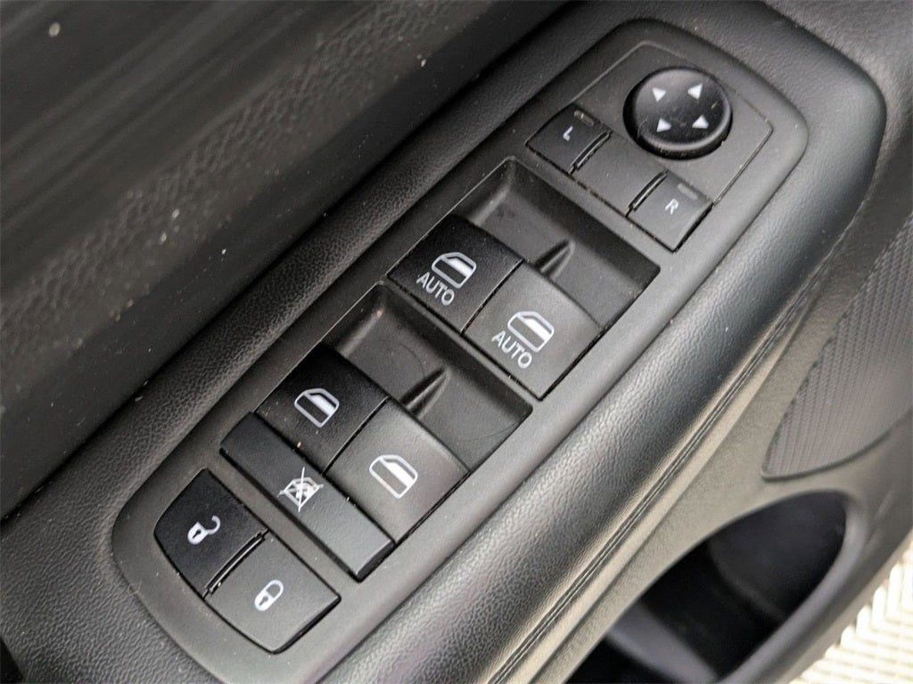 2021 Jeep Grand Cherokee Laredo X 4x4