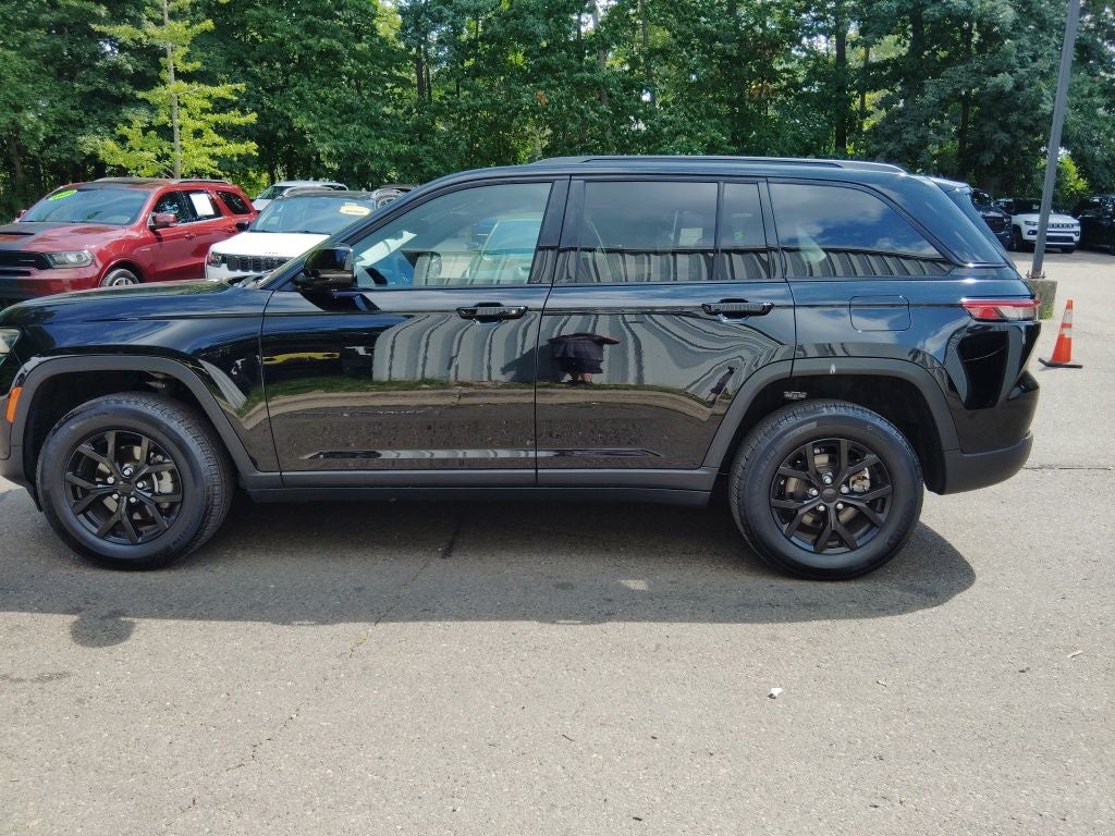 2024 Jeep Grand Cherokee Altitude X 4x4