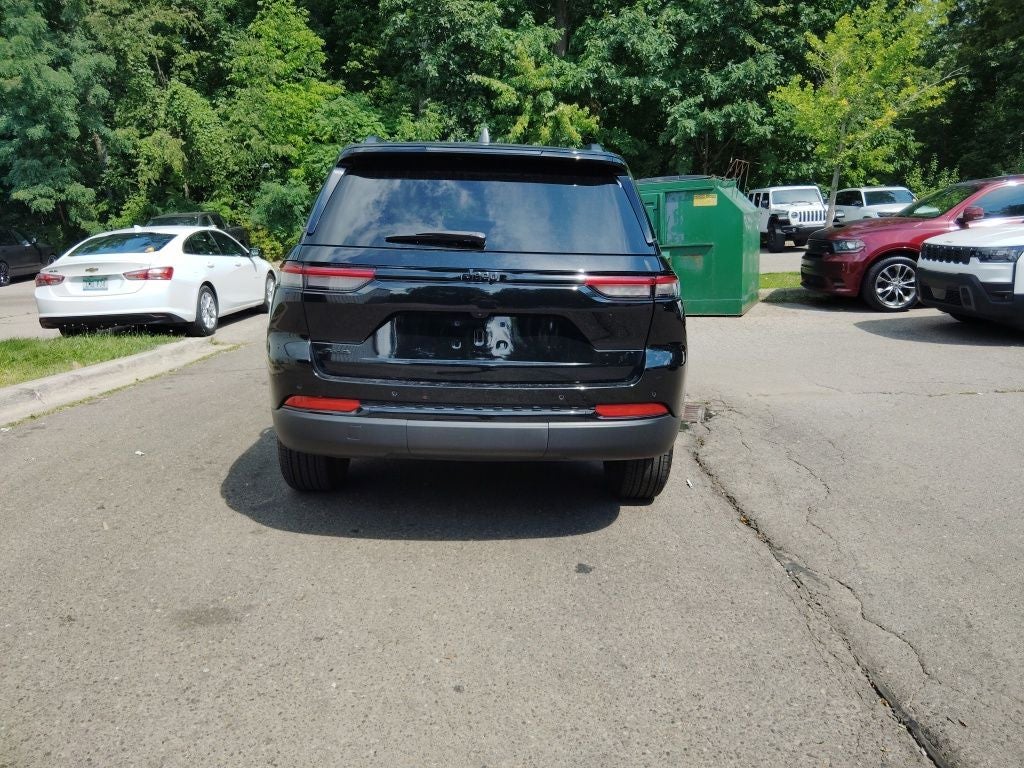 2024 Jeep Grand Cherokee Altitude X 4x4