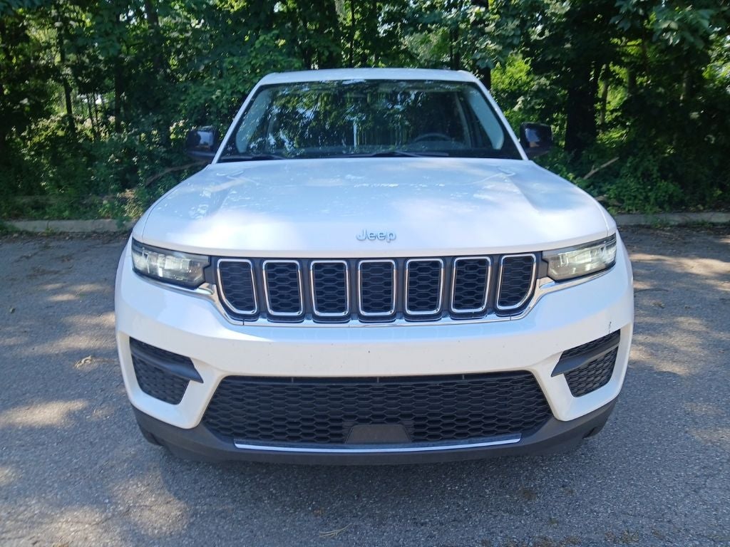 2023 Jeep Grand Cherokee Laredo 4x4