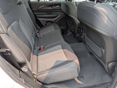 2023 Jeep Grand Cherokee Laredo 4x4