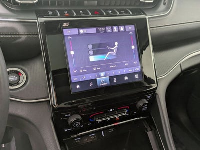 2023 Jeep Grand Cherokee Laredo 4x4