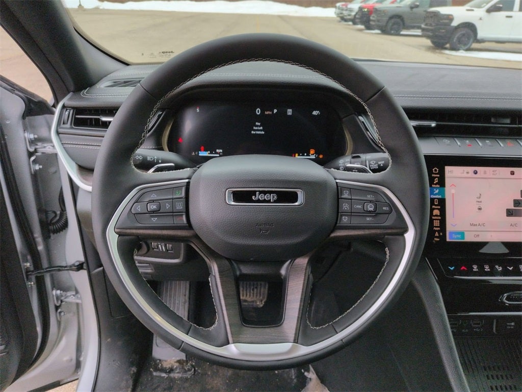 2026 Jeep Grand Cherokee GRAND CHEROKEE LAREDO ALTITUDE 4X4