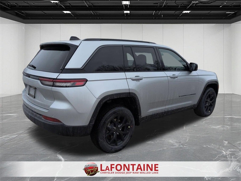 2026 Jeep Grand Cherokee GRAND CHEROKEE LAREDO ALTITUDE 4X4