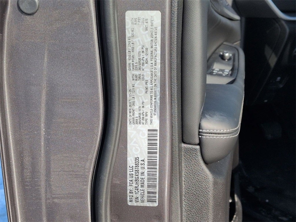 2025 Jeep Grand Cherokee GRAND CHEROKEE LIMITED 4X4