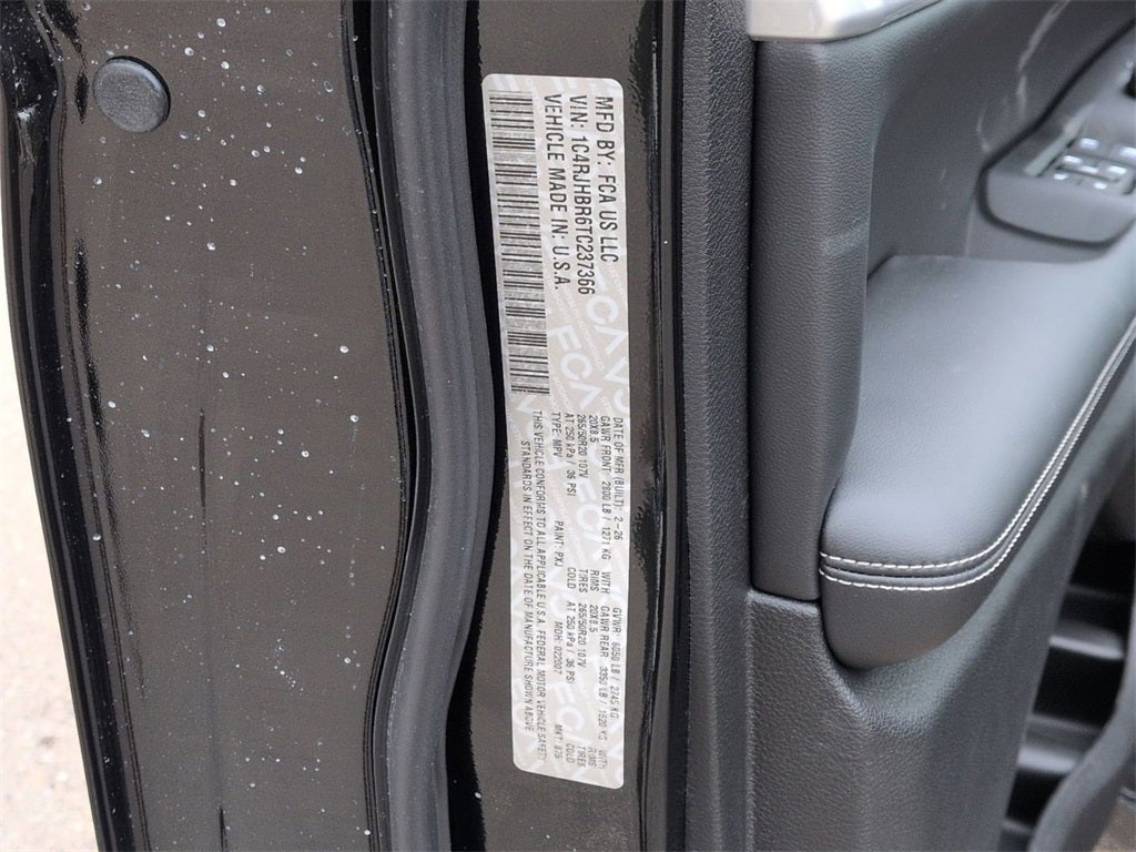 2026 Jeep Grand Cherokee GRAND CHEROKEE LIMITED 4X4