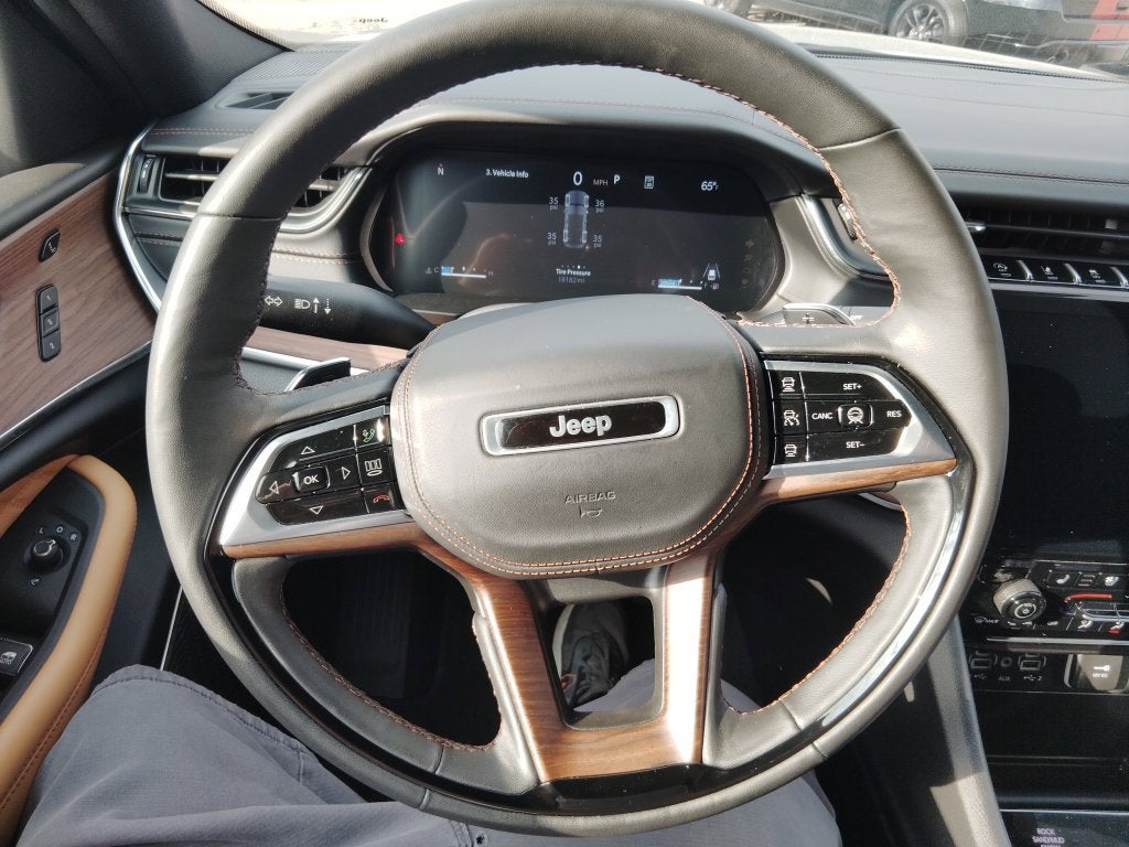 2025 Jeep Grand Cherokee Summit 4x4