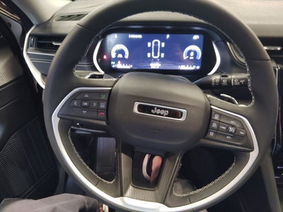 2023 Jeep Grand Cherokee L Laredo 4x4
