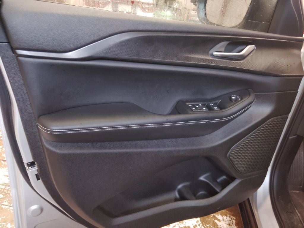 2023 Jeep Grand Cherokee L Laredo 4x4