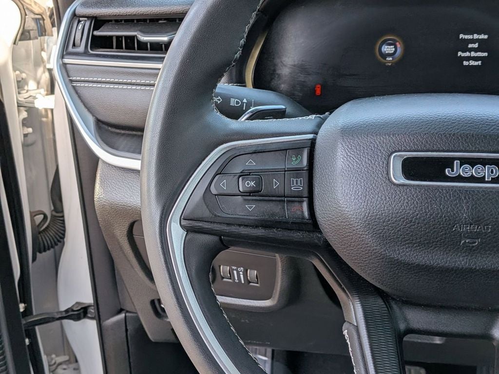 2023 Jeep Grand Cherokee L Altitude 4x4